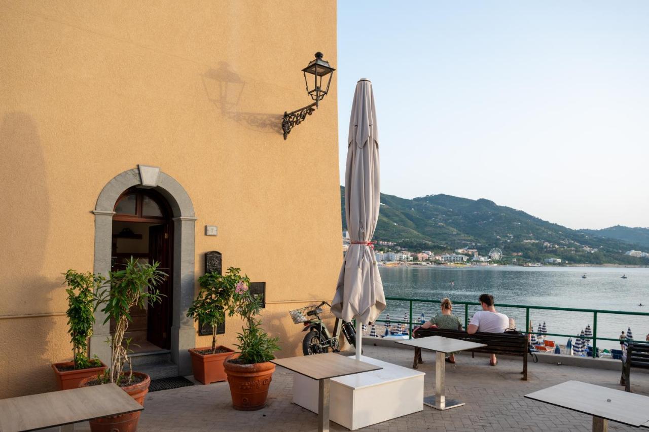 Casa Vacanze Tramonto Alla Marina Cefalù Exterior foto