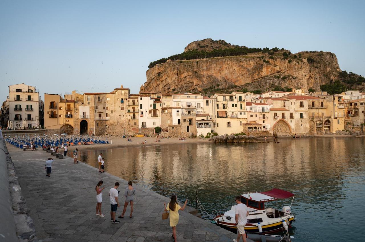 Casa Vacanze Tramonto Alla Marina Cefalù Exterior foto