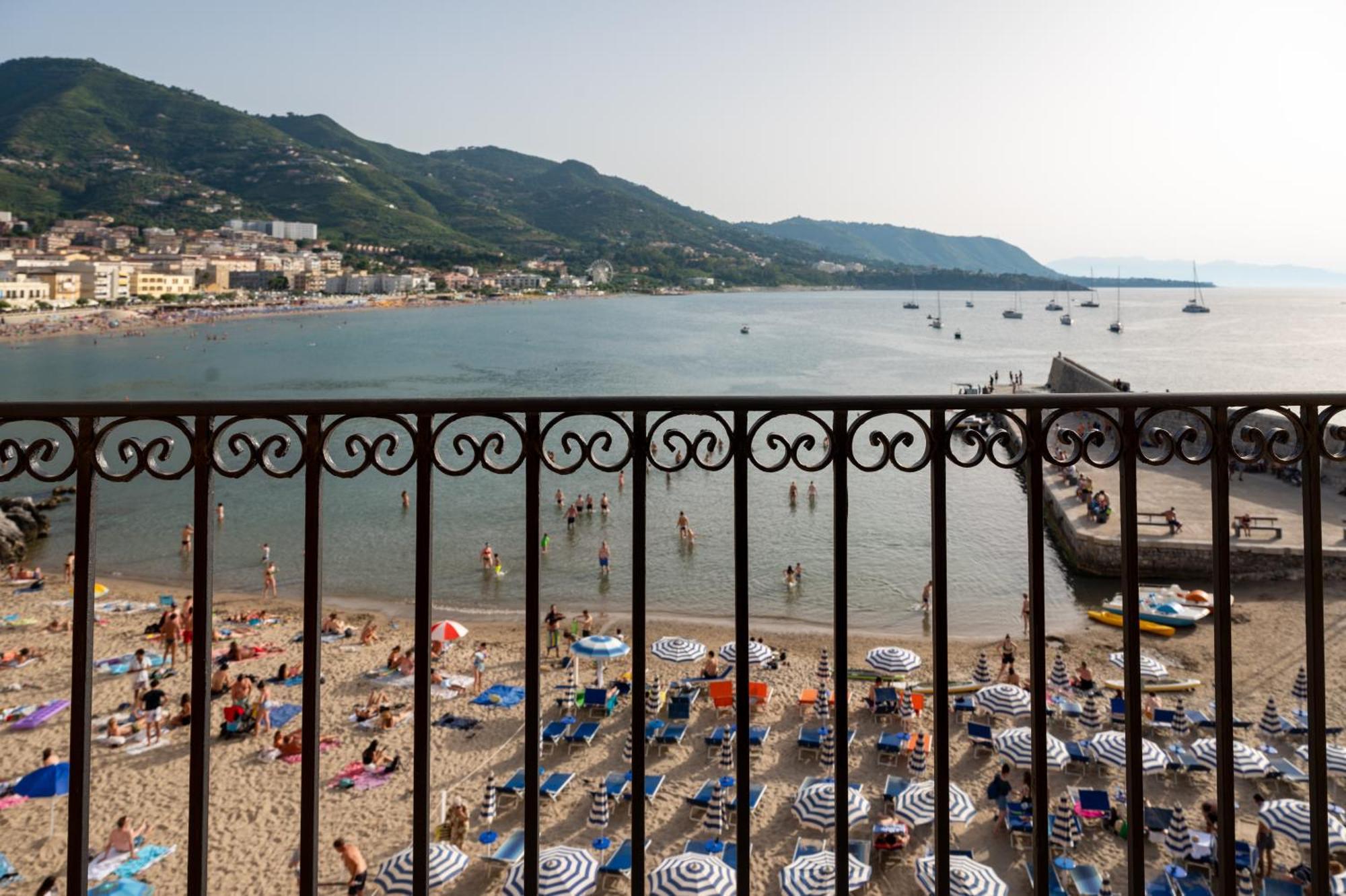 Casa Vacanze Tramonto Alla Marina Cefalù Exterior foto